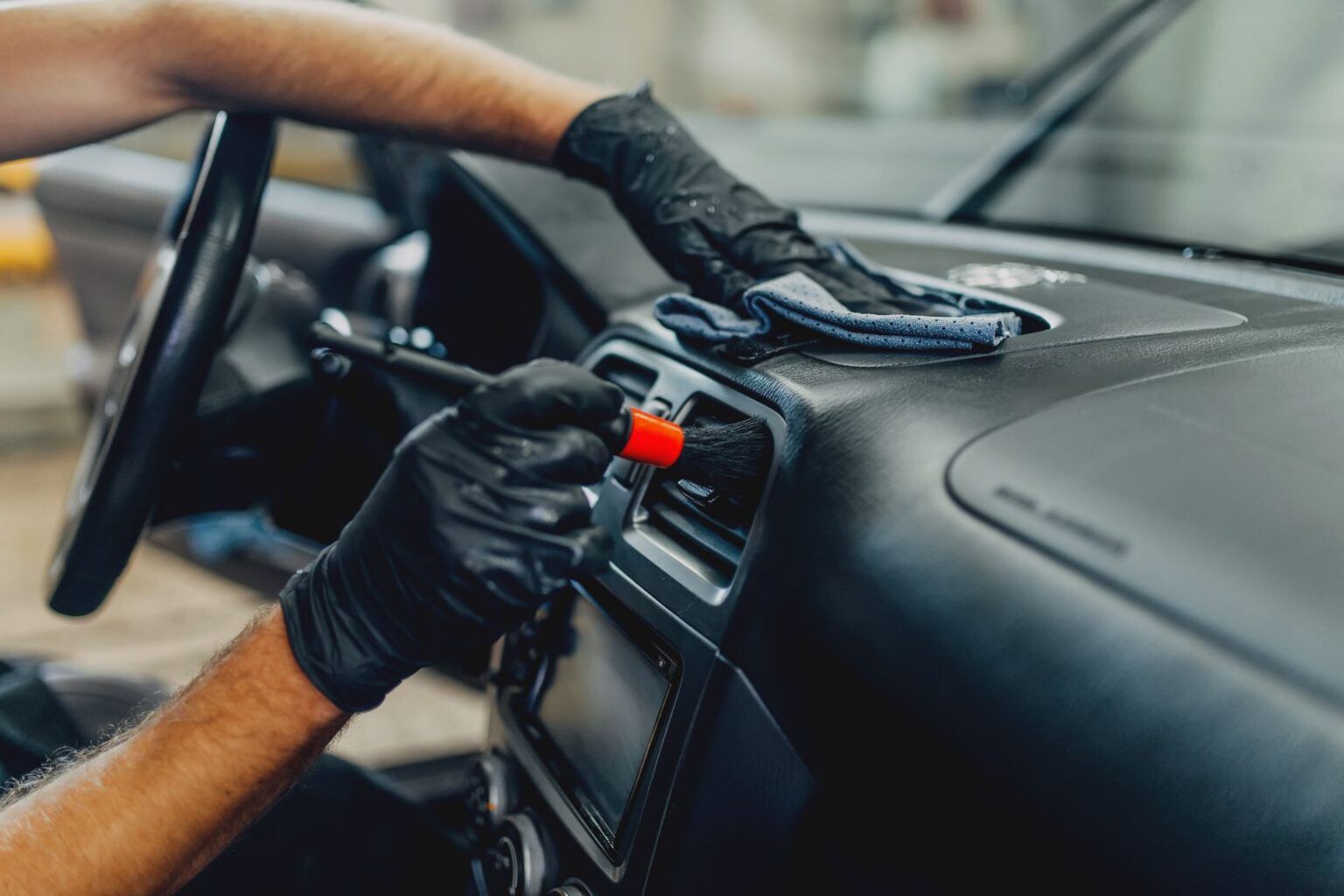 Richmond’s Road to Remarkable Rides: Owen’s Auto Detailing LLC’s Expert Interior and Exterior Detailing